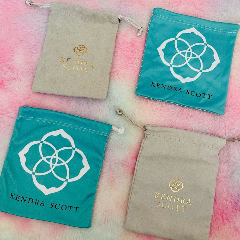 4 Kendra Scott jewelry pouches